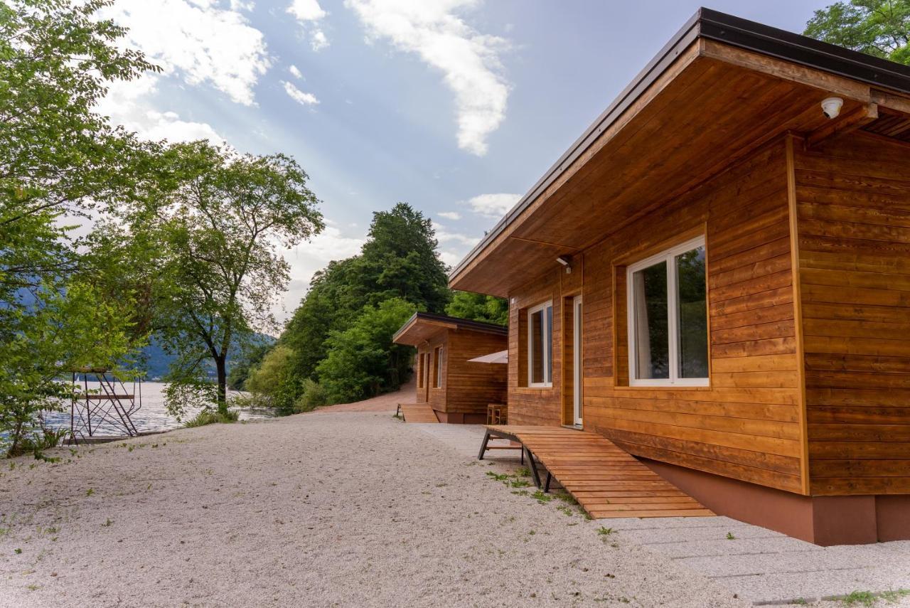 Chalet Alessandrini - Private Lakeside Beach Tenna Kültér fotó