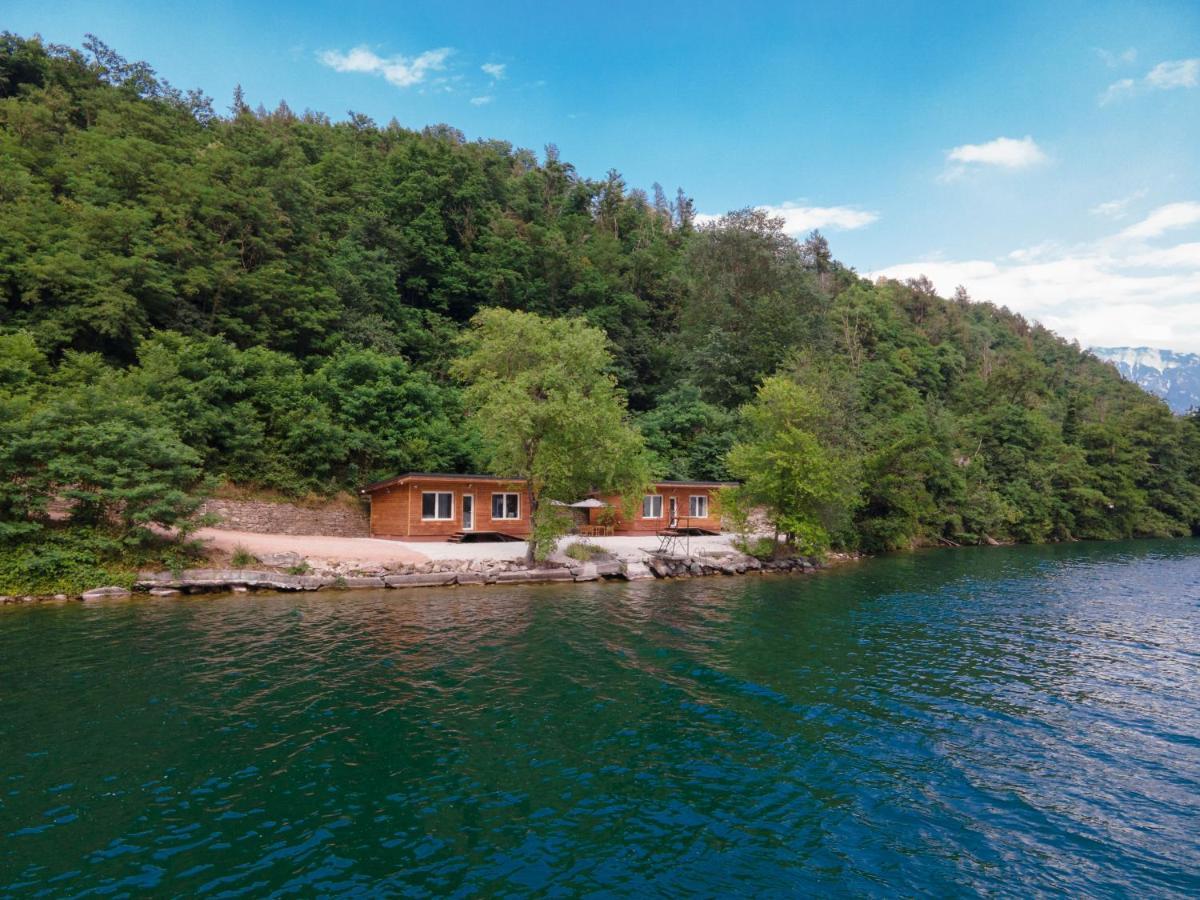 Chalet Alessandrini - Private Lakeside Beach Tenna Kültér fotó